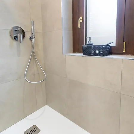 Apartamento La Dama D Piazza Bengasi Moncalieri