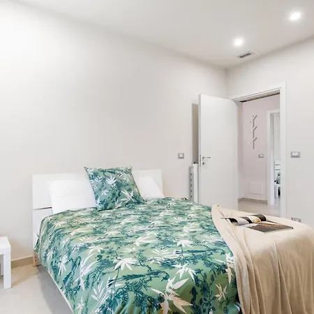 La Dama D Piazza Bengasi Apartment Moncalieri