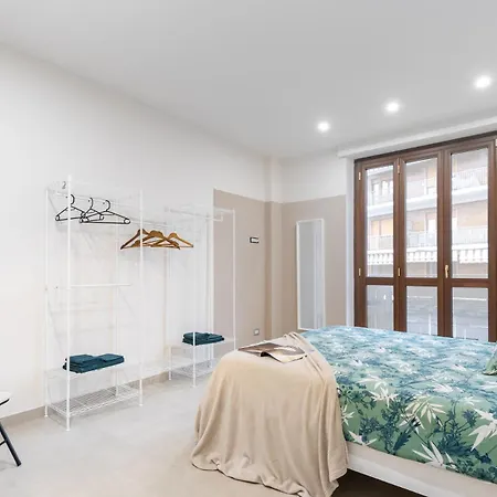 La Dama D Piazza Bengasi Moncalieri