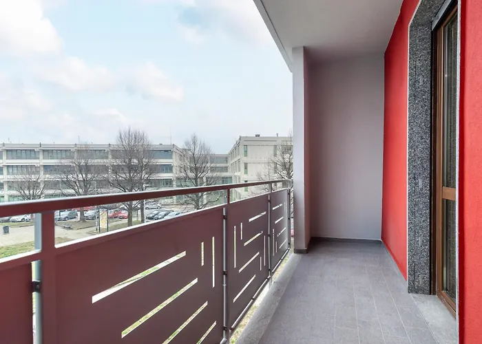 La Dama D Piazza Bengasi * Moncalieri