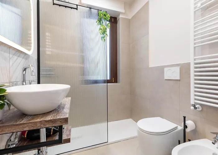 La Dama D Piazza Bengasi